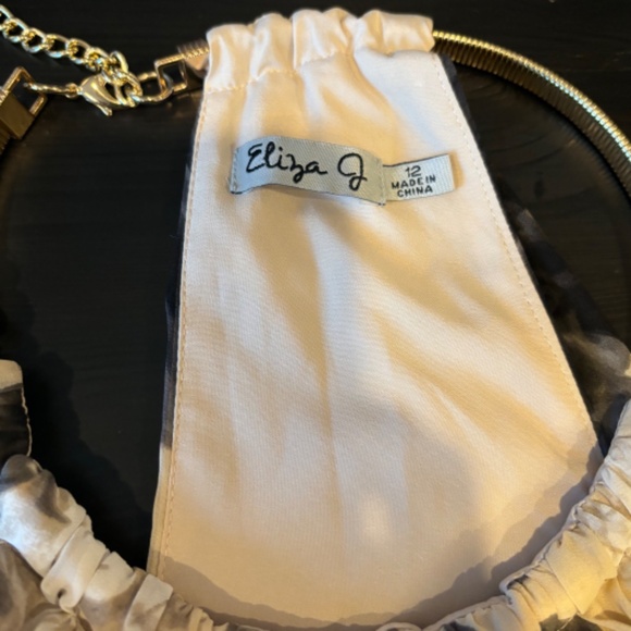 Eliza J Floral Print Halter Neck Dress with Metal Detail at Neck - Picture 8 of 10